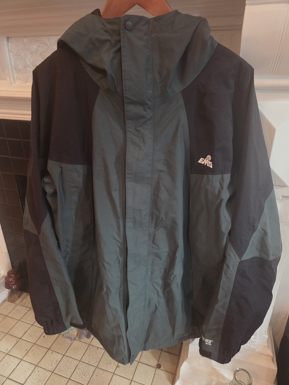 VTG EMS Thunderhead parka Gore-Tex XCR - M Slate Green Y2K Eastern Mountain Spor